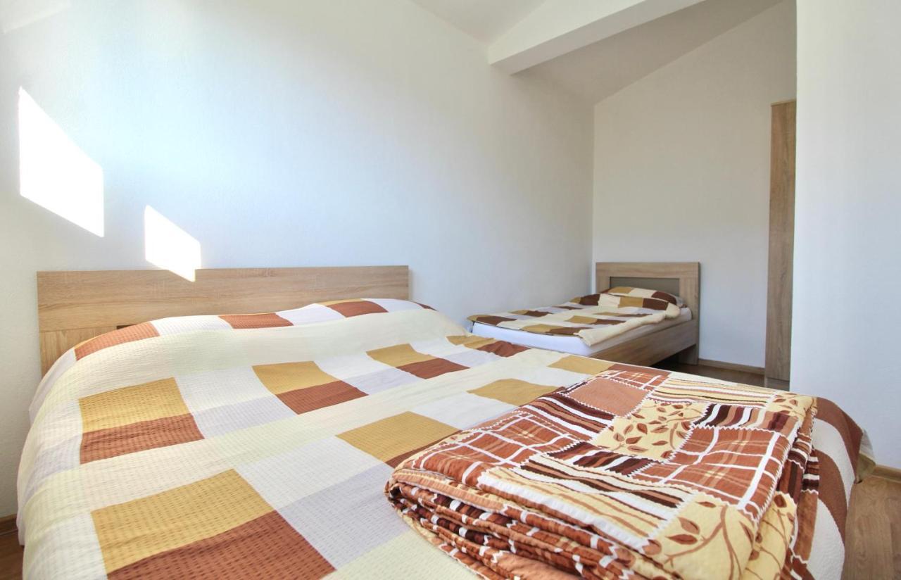 Apartments Cejovic بار المظهر الخارجي الصورة