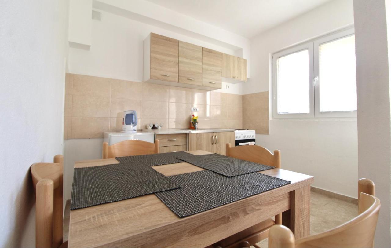 Apartments Cejovic بار المظهر الخارجي الصورة